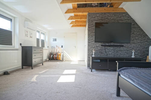 Schlafzimmer DG - 