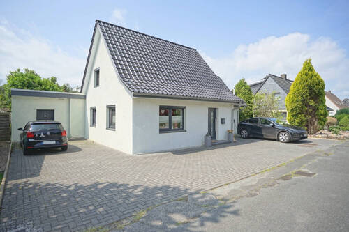 27572 Bremerhaven OT Wulsdorf - Volksbank Immobilien: Modernes Traumhaus in Bremerhaven-Wulsdorf!