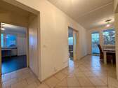 Wohnungseingang und Flur - 