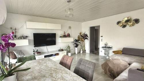 Wohn- und Esszimmer - Etagenwohnung mit 94,00 m&sup2; in Aalen zum Kaufen