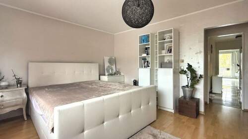 Schlafzimmer 1 - 