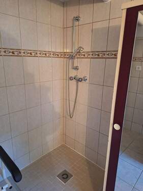 Duschbereich Badezimmer Anbau - 