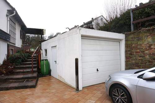 Garage - 