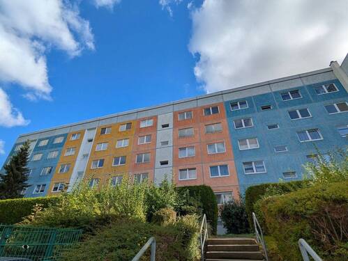 Gebäude - 2 Zimmer Etagenwohnung zur Miete in Limbach-Oberfrohna