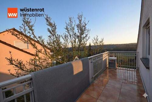 DG Balkon - Einfamilienhaus mit 192,00 m&sup2; in Fulda / Horas zum Kaufen