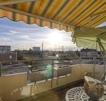 Ein Platz an der Sonne - Schöne 3 Zimmer-Wohnung mit Weitblick! - München Moosach