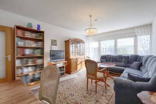 02_Wohnzimmer - 3 Zimmer Etagenwohnung zum Kaufen in München