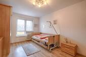 08_Schlafzimmer - 