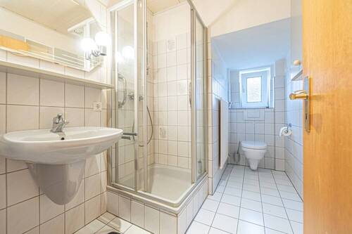 Duschbad Erdgeschoss - 