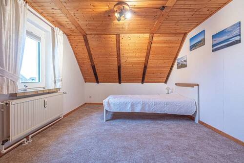 Schlafzimmer Dachgeschoss - 