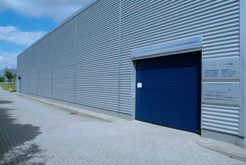 IMS außen (9).jpg - Halle zur Miete in Flensburg