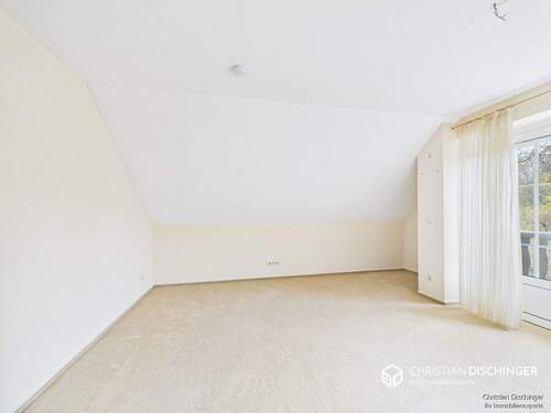 Wohnzimmer - 2 Zimmer Etagenwohnung zur Miete in Regensburg / Harting