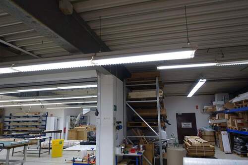 Produktionsgebäude - 