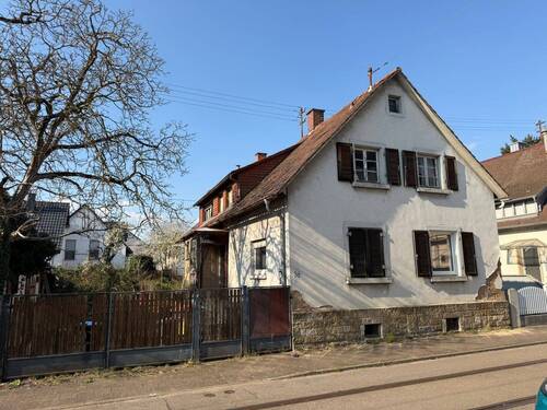 Straßenansicht - Attraktives Baugrundstück: 463 m² für Ihr Bauprojekt in bester Daxlanden-Lage