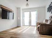 ...führt direkt ins lichtdurchflutete Wohnzimmer - 2 Zimmer Etagenwohnung in Lingen / Brögbern