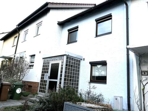 Ansicht 2 Eingangsseite - 5 Zimmer Reihenmittelhaus zum Kaufen in Stuttgart (-Bergheim)