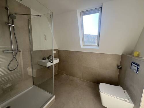 Badezimmer - 3 Zimmer Etagenwohnung in Dresden