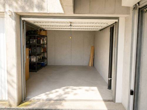 Garage - 
