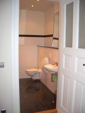 WC - 