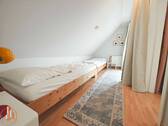 2. Schlafzimmer - 