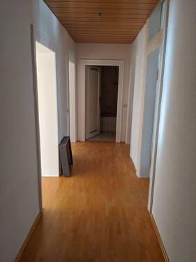 Flur - 3 Zimmer Etagenwohnung zur Miete in Nürnberg