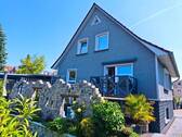 Hausansicht - 6 Zimmer Einfamilienhaus in Bergen