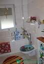 Tageslichtbad mit Wanne und Dusche - 
