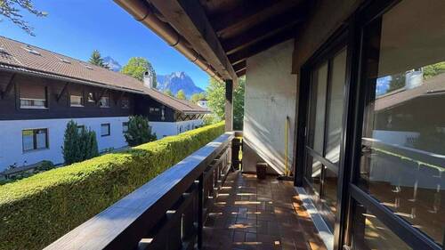 Süd-Balkon - 2 Zimmer Etagenwohnung in Garmisch-Partenkirchen