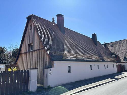 Straßenansicht - 