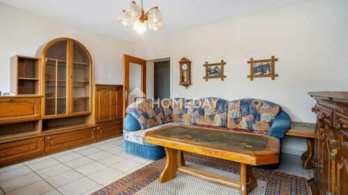 Wohnzimmer 1 - 2 Zimmer Etagenwohnung zum Kaufen in Unna