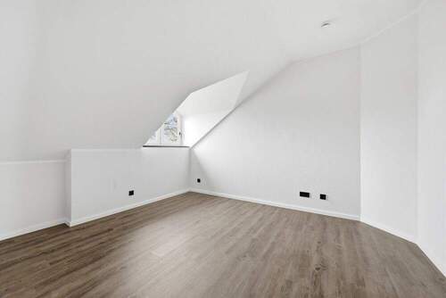 Kinderzimmer / Büro - 