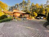 Frontansicht - Majestätisches - 4.100 m² traumhaftes GST - Bungalow inkl. Pool, Sauna, Carport & Gästehaus am See !