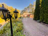 Blick in Richtung Einfahrt EFH - 