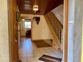 Eingangsbereich - 6 Zimmer Einfamilienhaus zum Kaufen in Schlüsselfeld