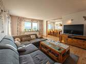 Wohnzimmer - 4 Zimmer Etagenwohnung zum Kaufen in Reutlingen