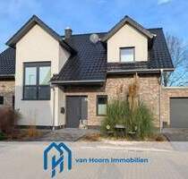 Neuwertiges Einfamilienhaus mit Garage und Blick ins Grüne - Saterland Scharrel