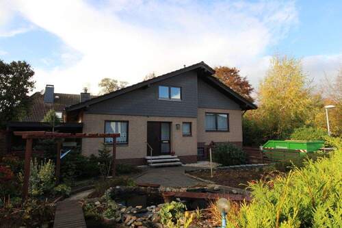 Titel - Einfamilienhaus in begehrter Wohnlage von Varel-Büppel