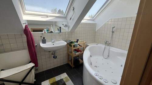 Badezimmer in Obergeschoss - 