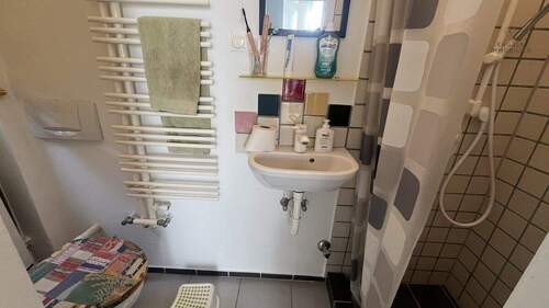 Duschbad Gäste / Büro - 