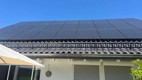 Solaranlage (10kw) mit Speicher und Einspeisung und Speicher (7,8kwh) - 