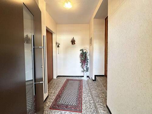 Flur - 6 Zimmer Mehrfamilienhaus, Wohnhaus zum Kaufen in Hamburg