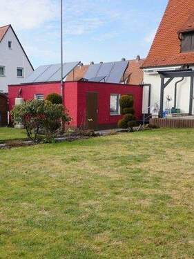 Geräteschuppen hinter der Garage - 