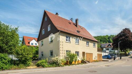 Außenansicht 1 - Gepflegtes Ein-Zweifamilienhaus 