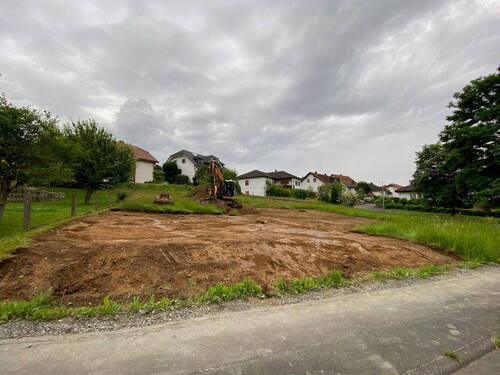 Bild 1 - Baugrundstück nahe Marburg - 149.500,00 EUR Kaufpreis, ca.  0,00 m²