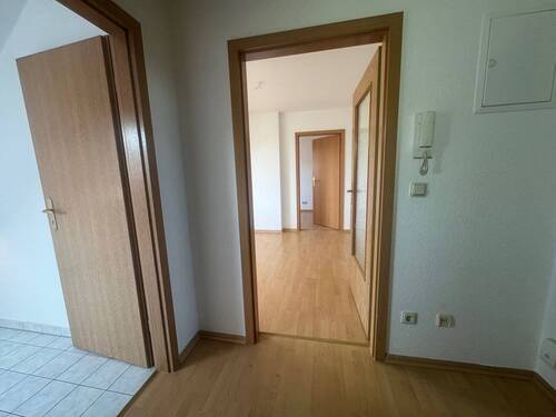 Flur. - Etagenwohnung mit 40,00 m&sup2; in Chemnitz zur Miete