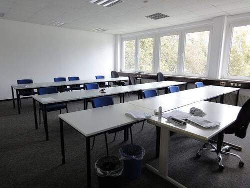 Büro / Schulungsraum - 
