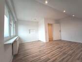 Wohnzimmer - Etagenwohnung mit 38,50 m² in Strausberg zur Miete