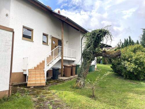 Außenansicht - Geräumiges Einfamilienhaus mit großem Garten