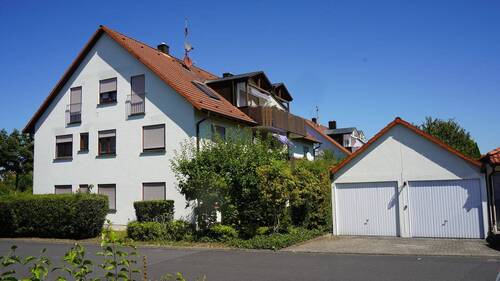 DSC01989.JPG - Gepflegtes Mehrfamilienhaus mit 6 Einheiten (3 Zimmer Wohnungen) in Kürnach zu verkaufen