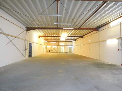 Lagerhalle - Büro mit 88,00 m&sup2; in Willich zur Miete